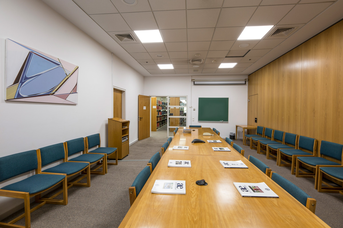 Conference-Room-03.jpg