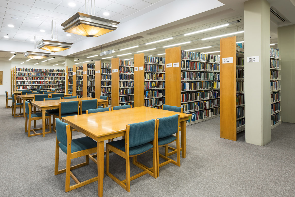 Deree-Library-photo-1.jpg