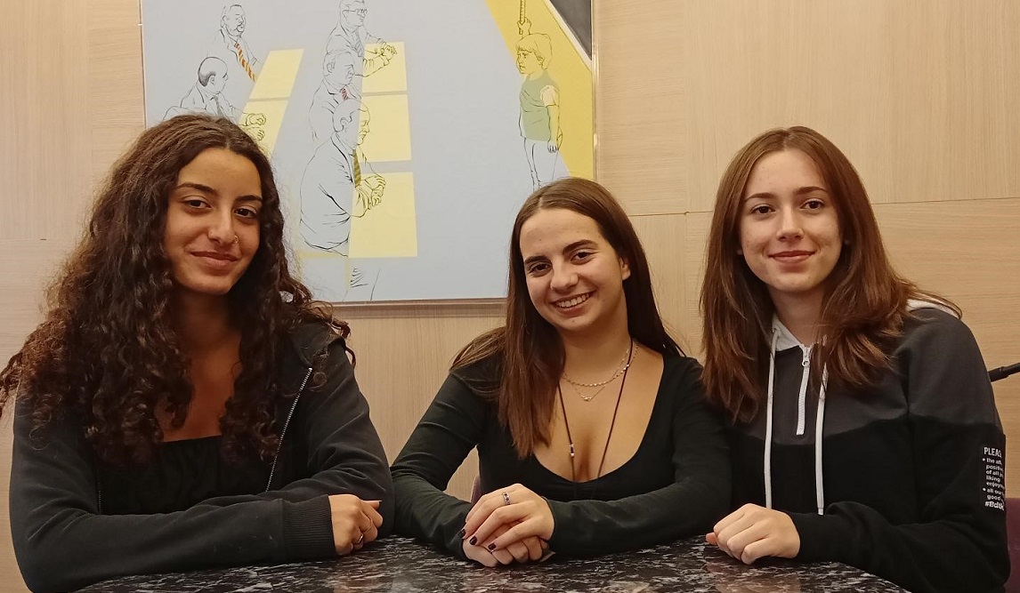 &Pi;&rho;ό&kappa;&rho;&iota;&sigma;&eta; &sigma;&tau;&eta;&nu; PFA Development Team &gamma;&iota;&alpha; 3 &mu;&alpha;&theta;ή&tau;&rho;&iota;&epsilon;&sigmaf; &tau;&omicron;&upsilon; Pierce