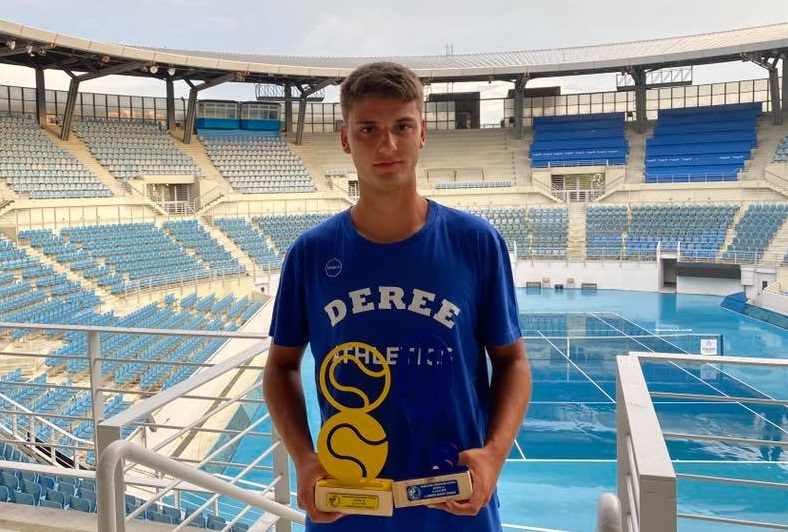 &Omicron; &Theta;&omicron;&delta;&omega;&rho;ή&sigmaf; &Mu;&eta;&tau;&sigma;ά&kappa;&omicron;&sigmaf; &mu;&epsilon; &upsilon;&pi;&omicron;&tau;&rho;&omicron;&phi;ί&alpha; &tau;έ&nu;&iota;&sigmaf; &sigma;&tau;&omicron; University at Buffalo!